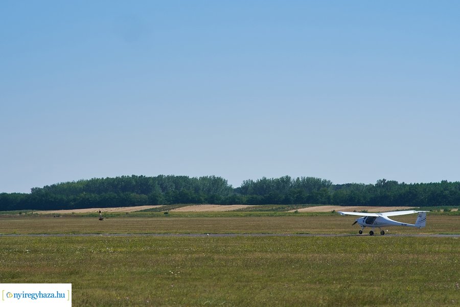 Parlagfű légi felderítése