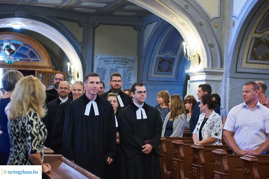 Parókus lelkésziktatás a Nyíregyházi Evangélikus Egyházközségben