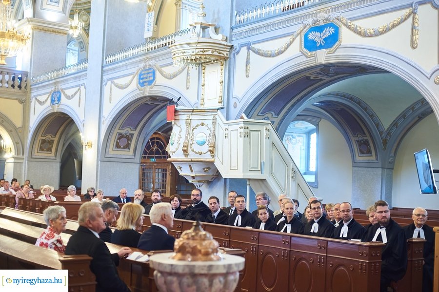 Parókus lelkésziktatás a Nyíregyházi Evangélikus Egyházközségben