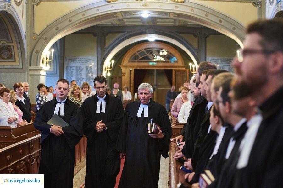 Parókus lelkésziktatás a Nyíregyházi Evangélikus Egyházközségben