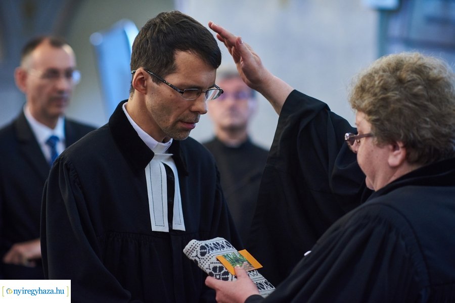 Parókus lelkésziktatás a Nyíregyházi Evangélikus Egyházközségben