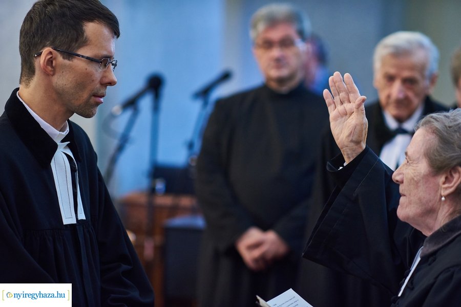 Parókus lelkésziktatás a Nyíregyházi Evangélikus Egyházközségben