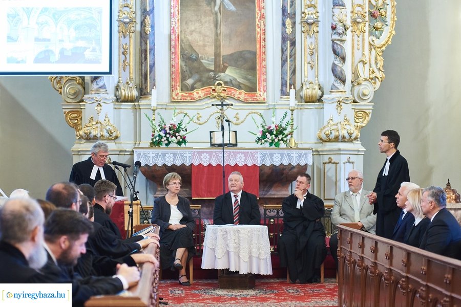 Parókus lelkésziktatás a Nyíregyházi Evangélikus Egyházközségben