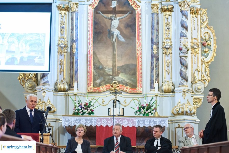 Parókus lelkésziktatás a Nyíregyházi Evangélikus Egyházközségben