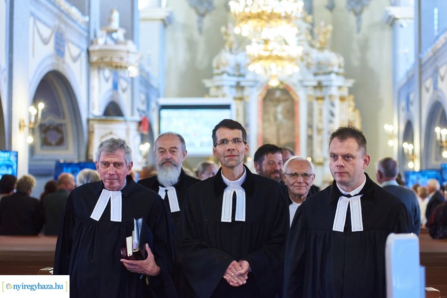 Parókus lelkésziktatás a Nyíregyházi Evangélikus Egyházközségben