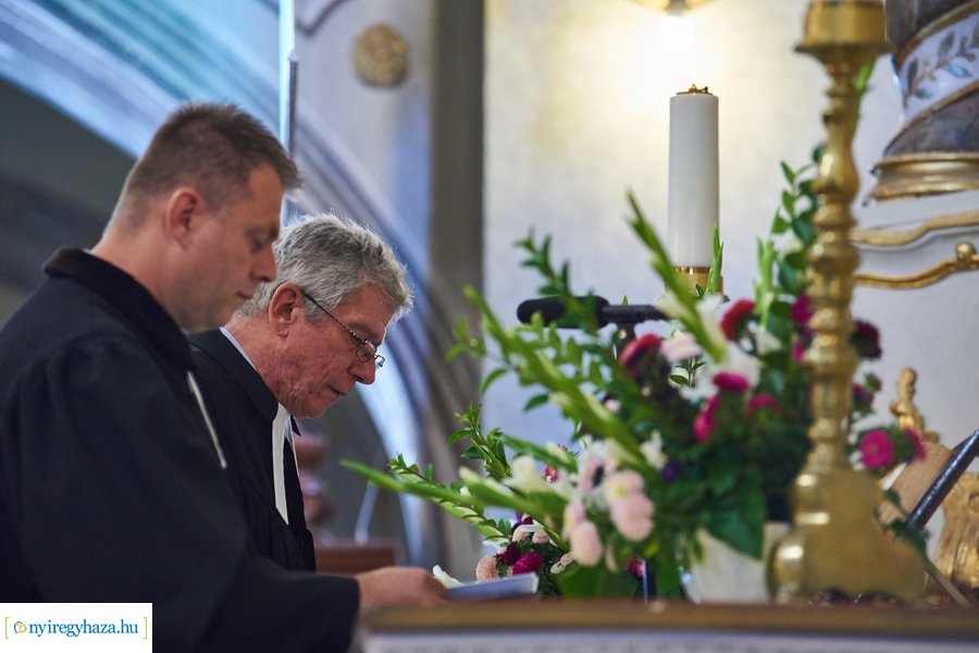 Parókus lelkésziktatás a Nyíregyházi Evangélikus Egyházközségben