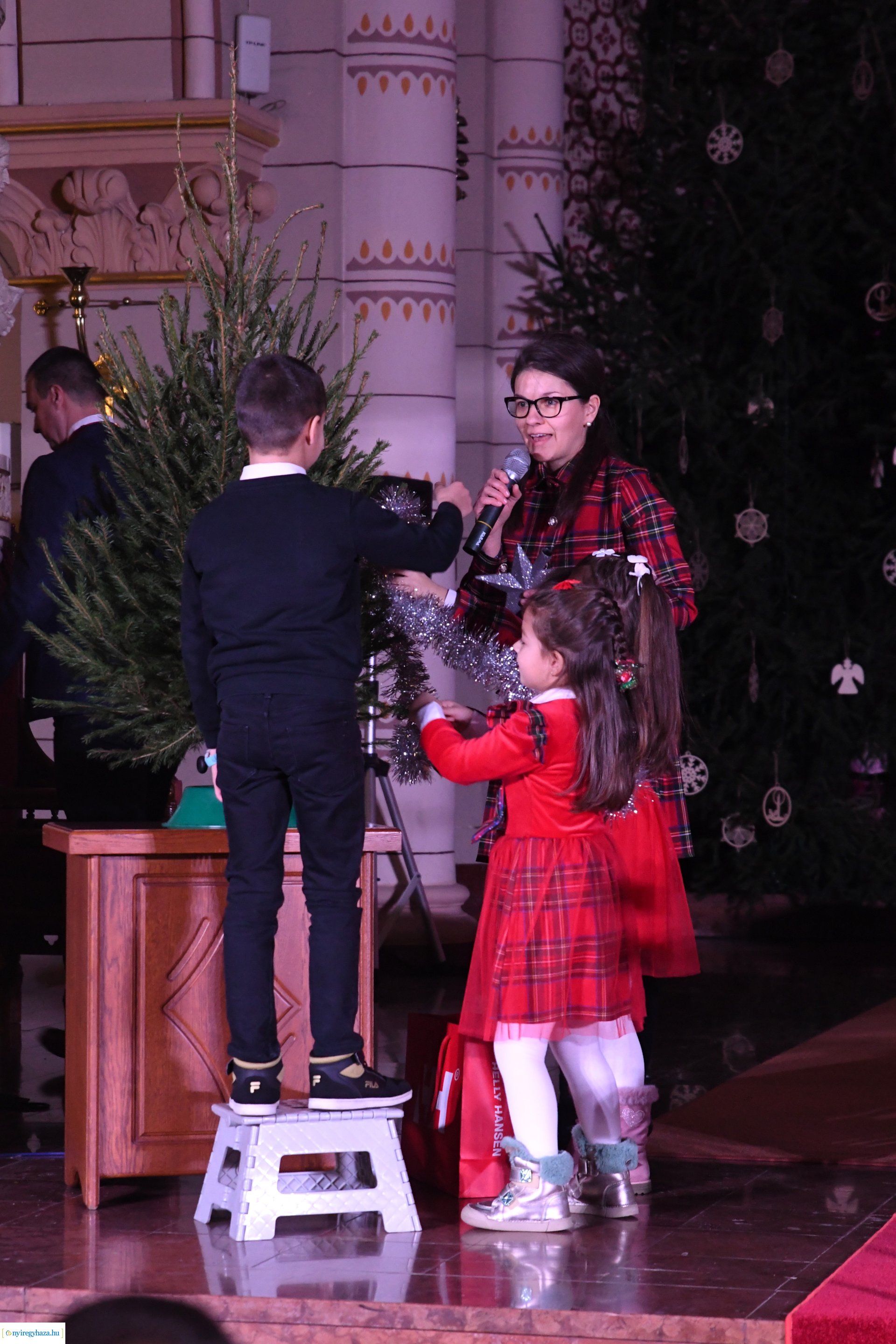 Pásztorjáték a Magyarok Nagyasszonya-társszékesegyházban