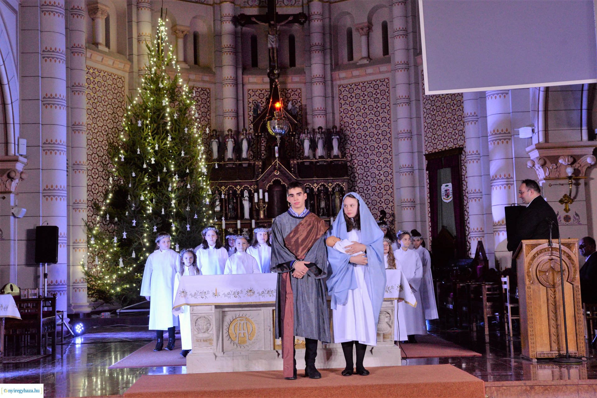 Pásztorjáték a Nyíregyházi  Magyarok Nagyasszonya Társ-székesegyházban