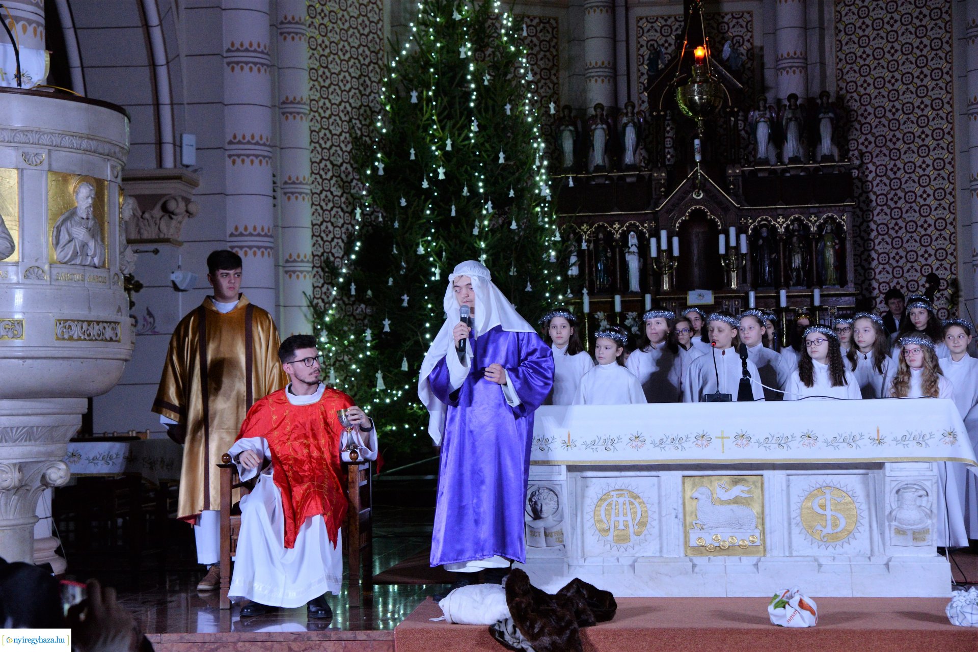 Pásztorjáték a Nyíregyházi  Magyarok Nagyasszonya Társ-székesegyházban