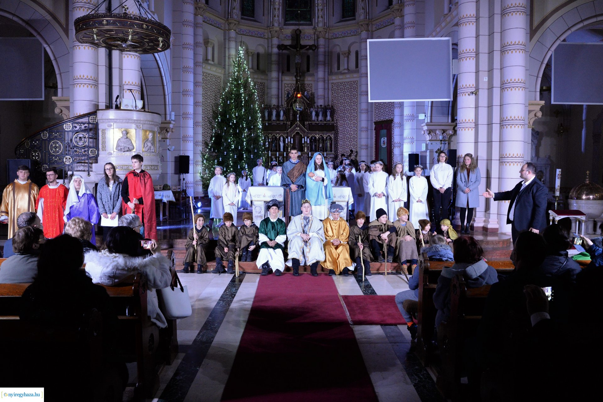 Pásztorjáték a Nyíregyházi  Magyarok Nagyasszonya Társ-székesegyházban