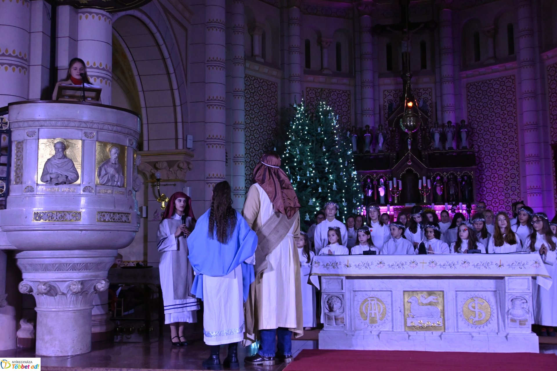 Pásztorjáték a Magyarok Nagyasszonya-társszékesegyház templomában