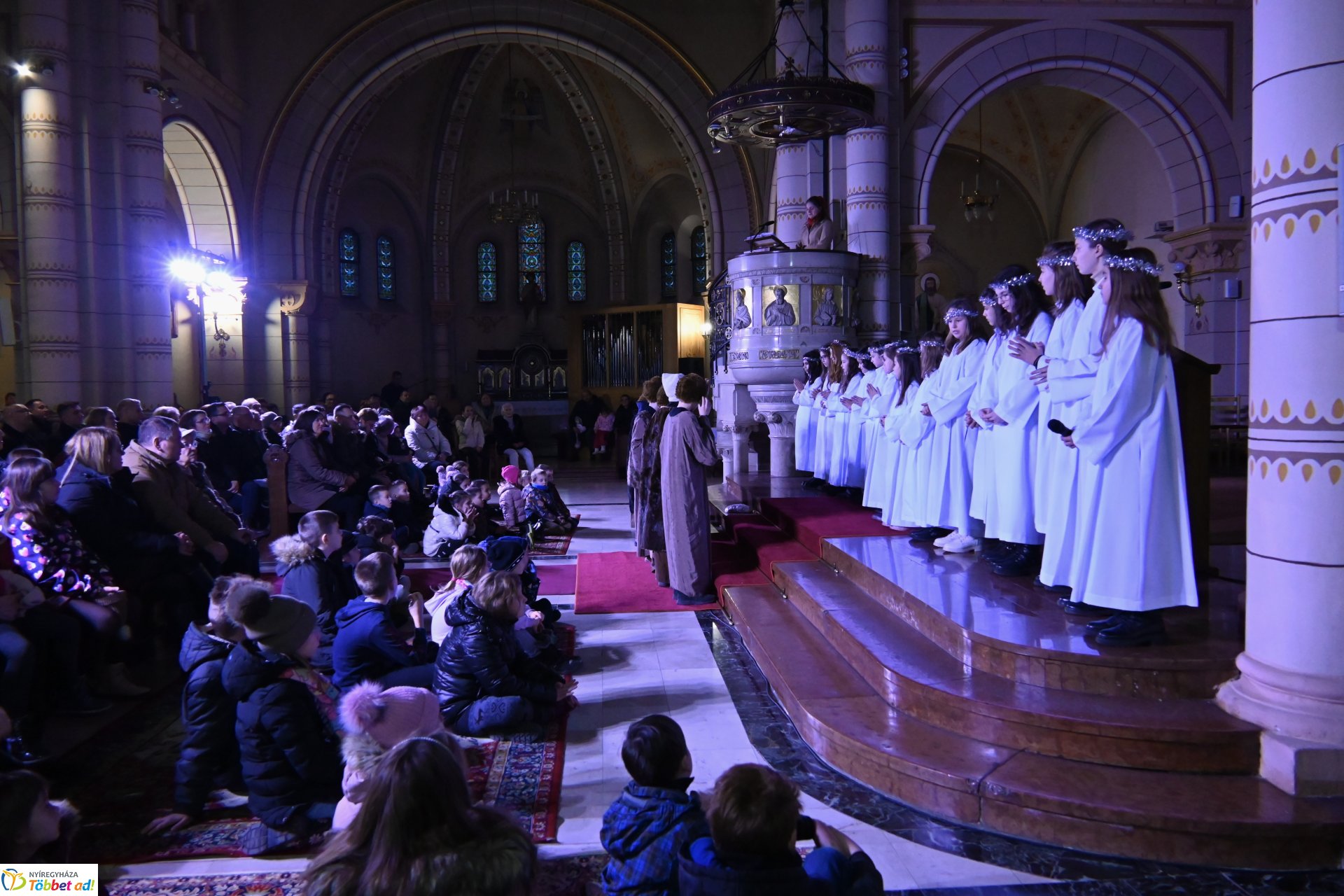 Pásztorjáték a Magyarok Nagyasszonya-társszékesegyház templomában
