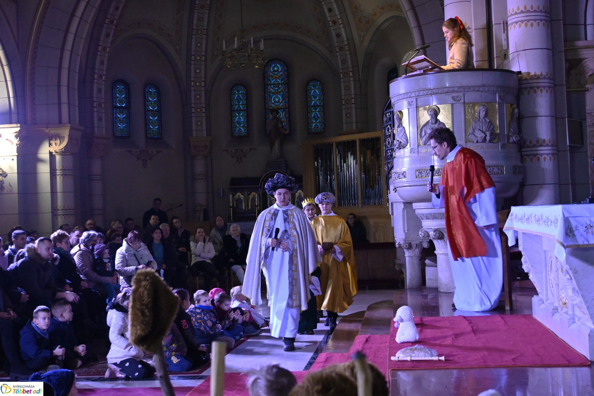 Pásztorjáték a Magyarok Nagyasszonya-társszékesegyház templomában
