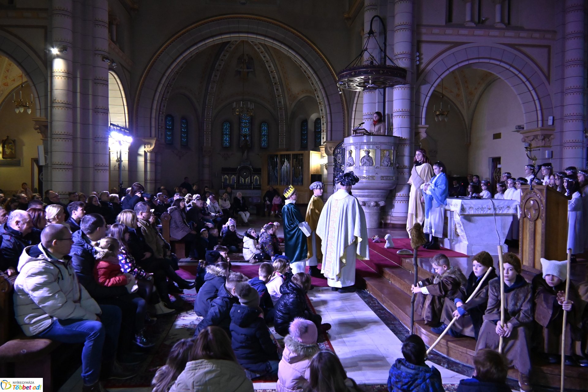 Pásztorjáték a Magyarok Nagyasszonya-társszékesegyház templomában