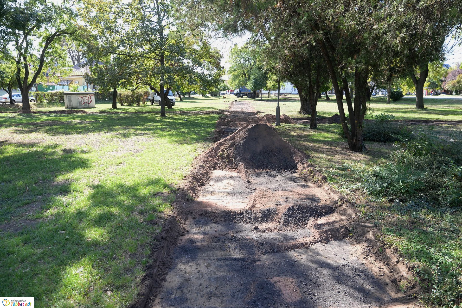 Pazonyi tér felújítás_2018.10.04.