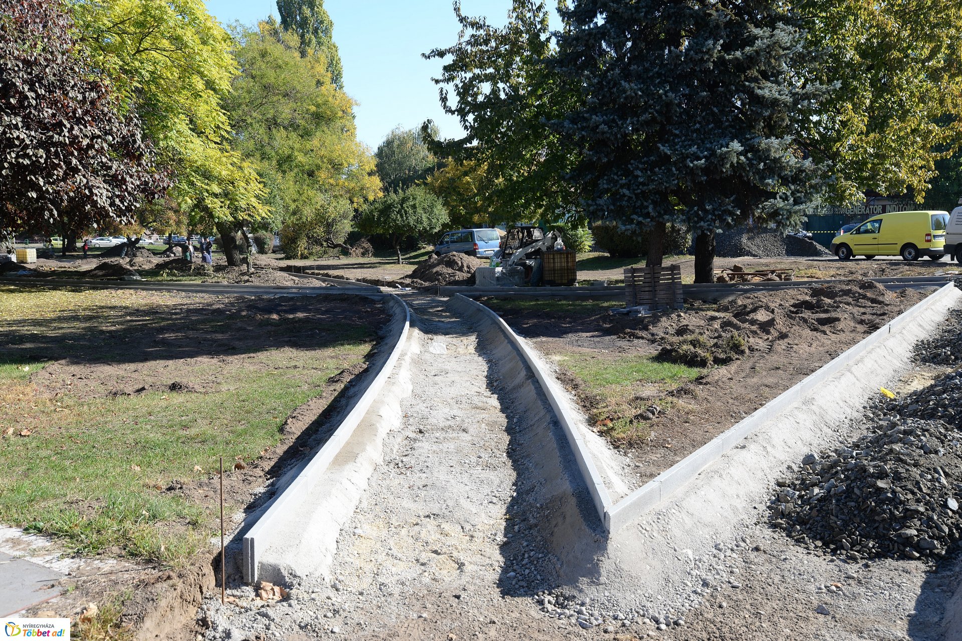 Pazonyi tér felújítás_2018.10.12.