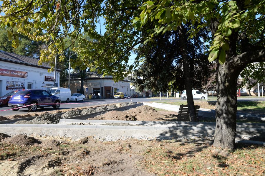 Pazonyi tér felújítás_2018.10.12.