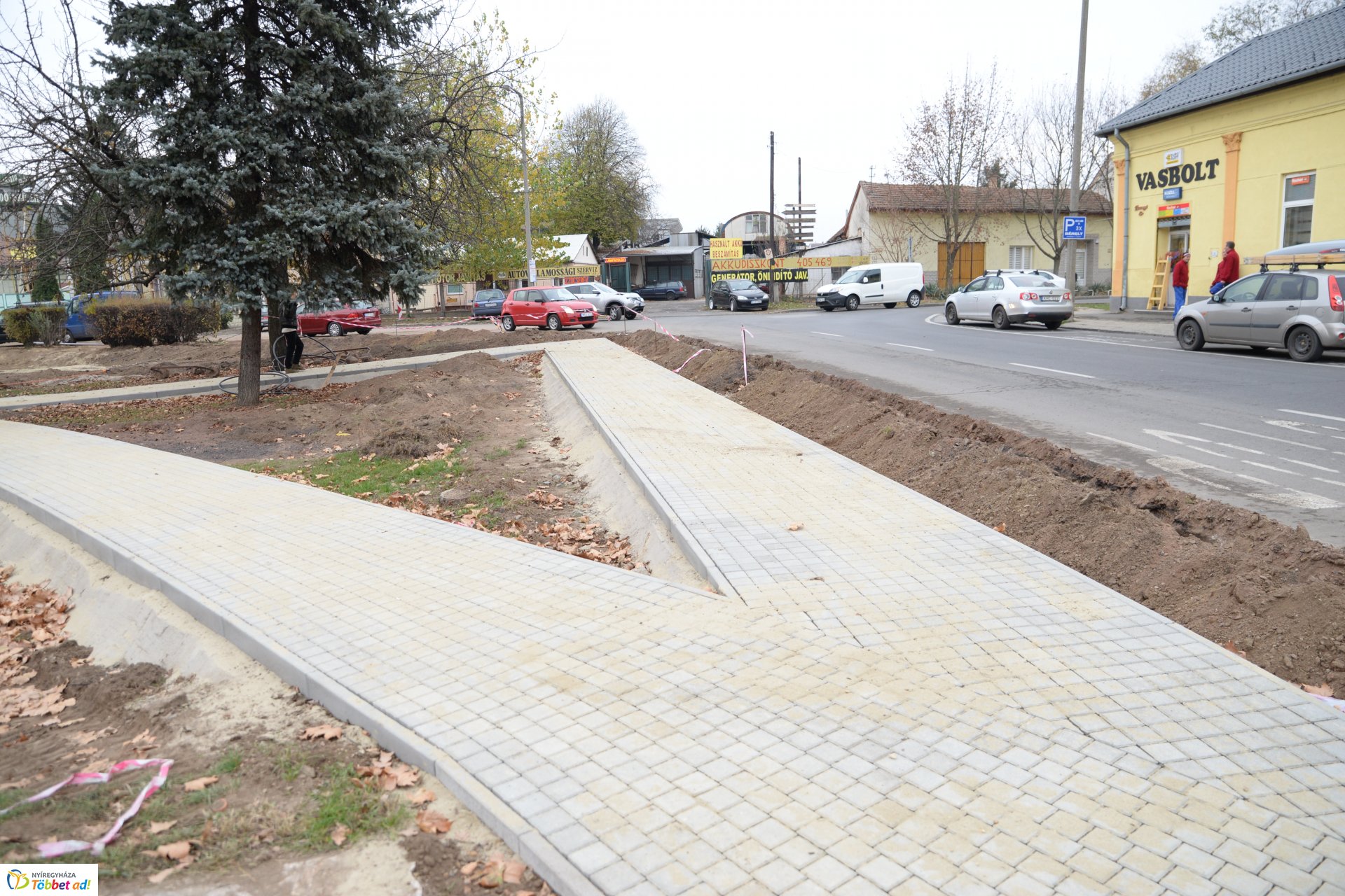 Pazonyi tér felújítás_2018.11.19.