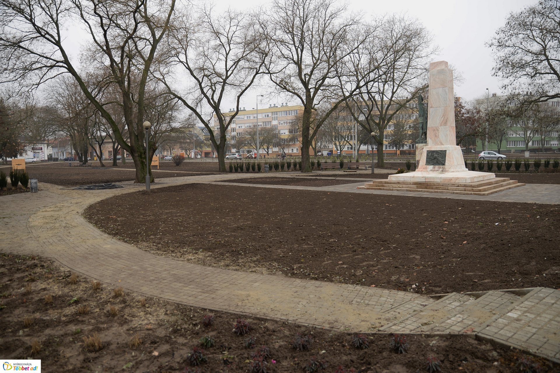 Pazonyi tér felújítás_2018.12.10.