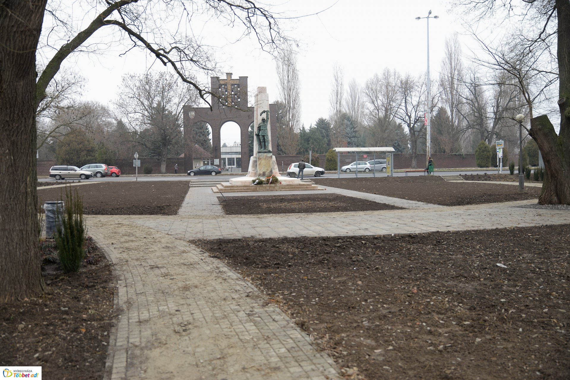 Pazonyi tér felújítás_2018.12.10.