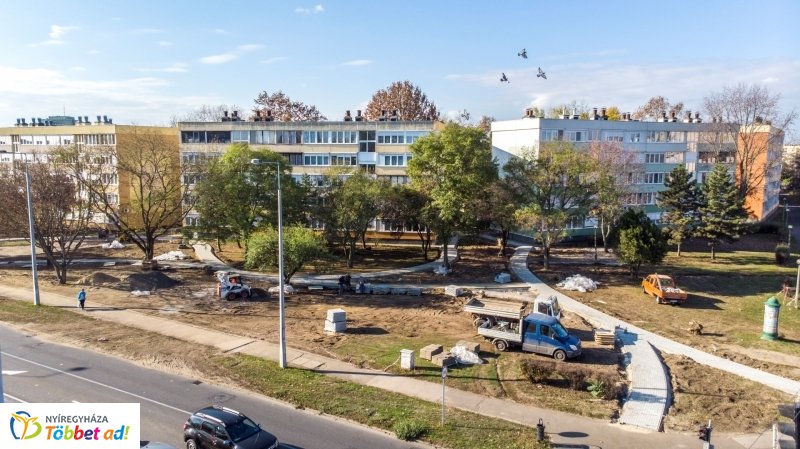 Pazonyi tér felújítása