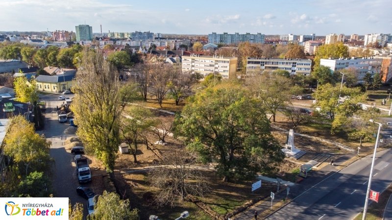 Pazonyi tér felújítása