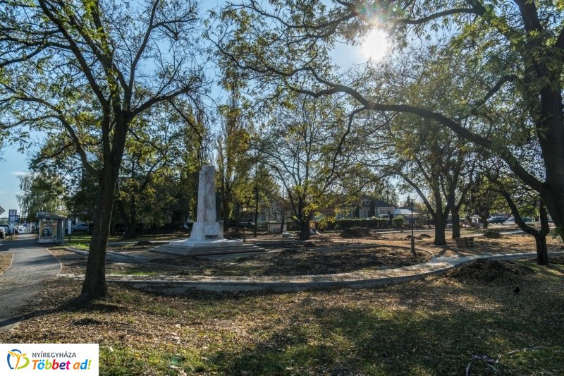 Pazonyi tér felújítása