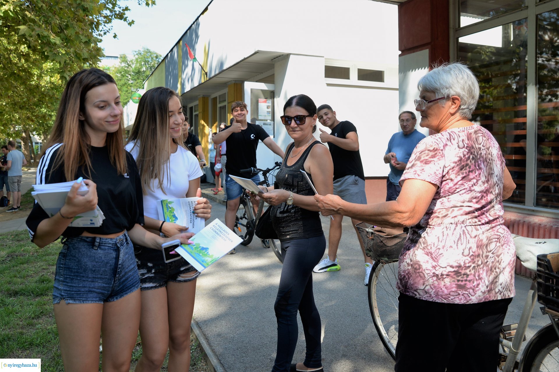 Péntek délután koncerttel, sportprogrammal kezdődött a Jósavárosi Napok