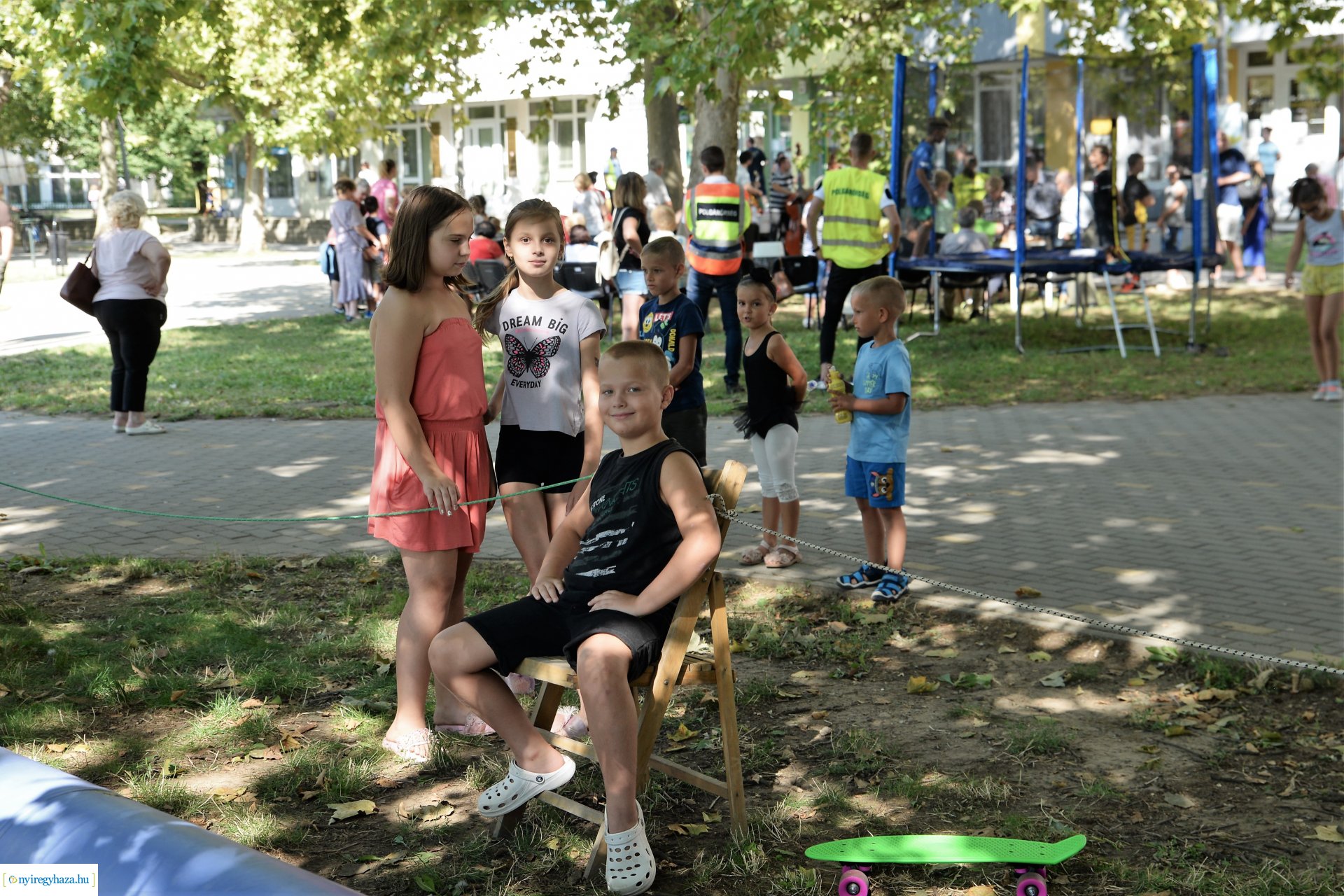 Péntek délután koncerttel, sportprogrammal kezdődött a Jósavárosi Napok