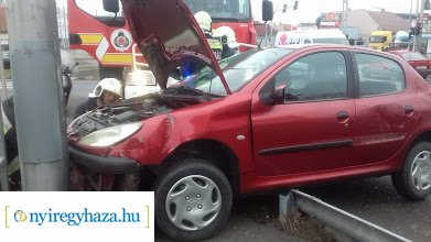 Péntek reggli baleset a Debreceni úton