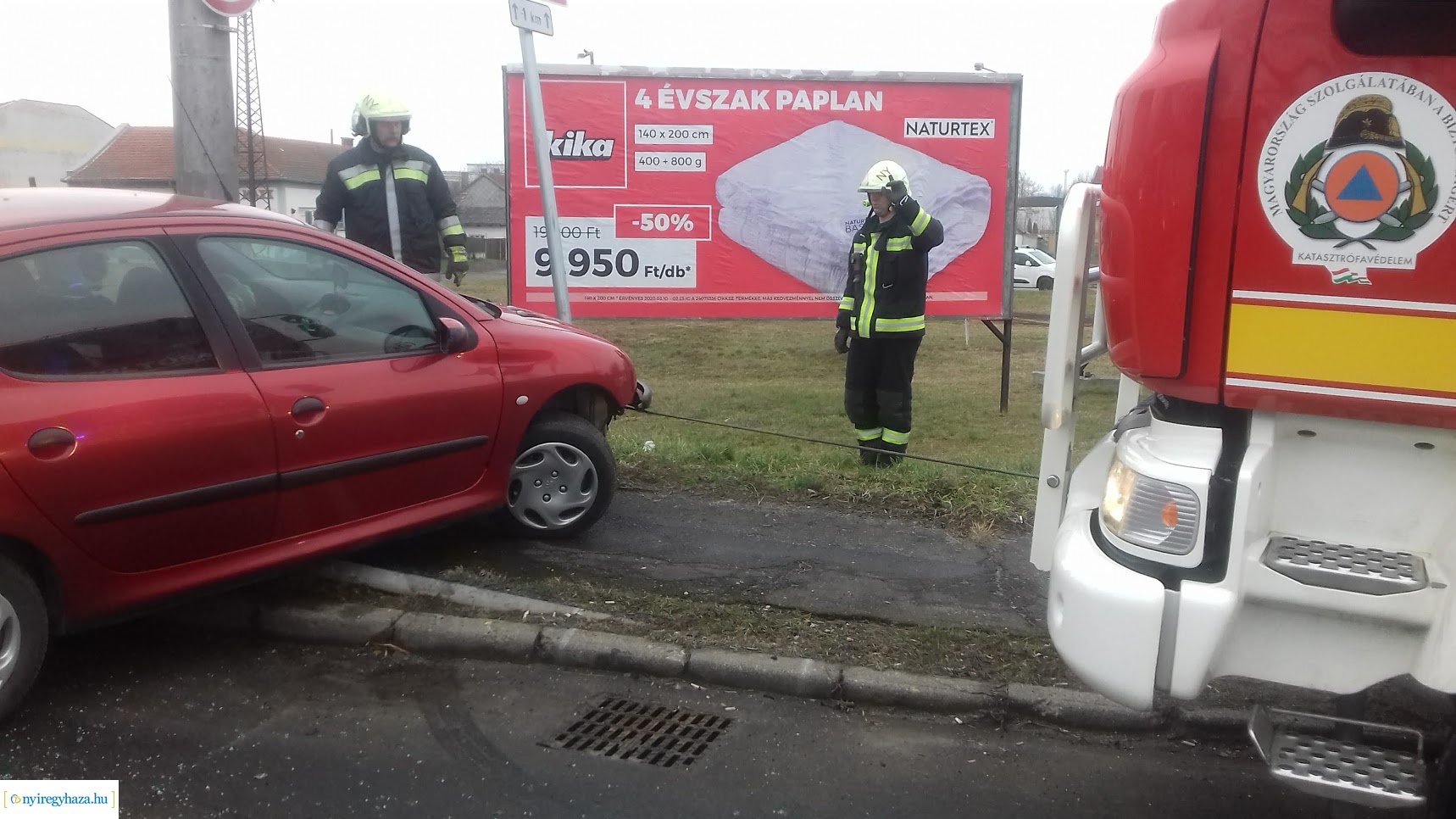 Péntek reggli baleset a Debreceni úton