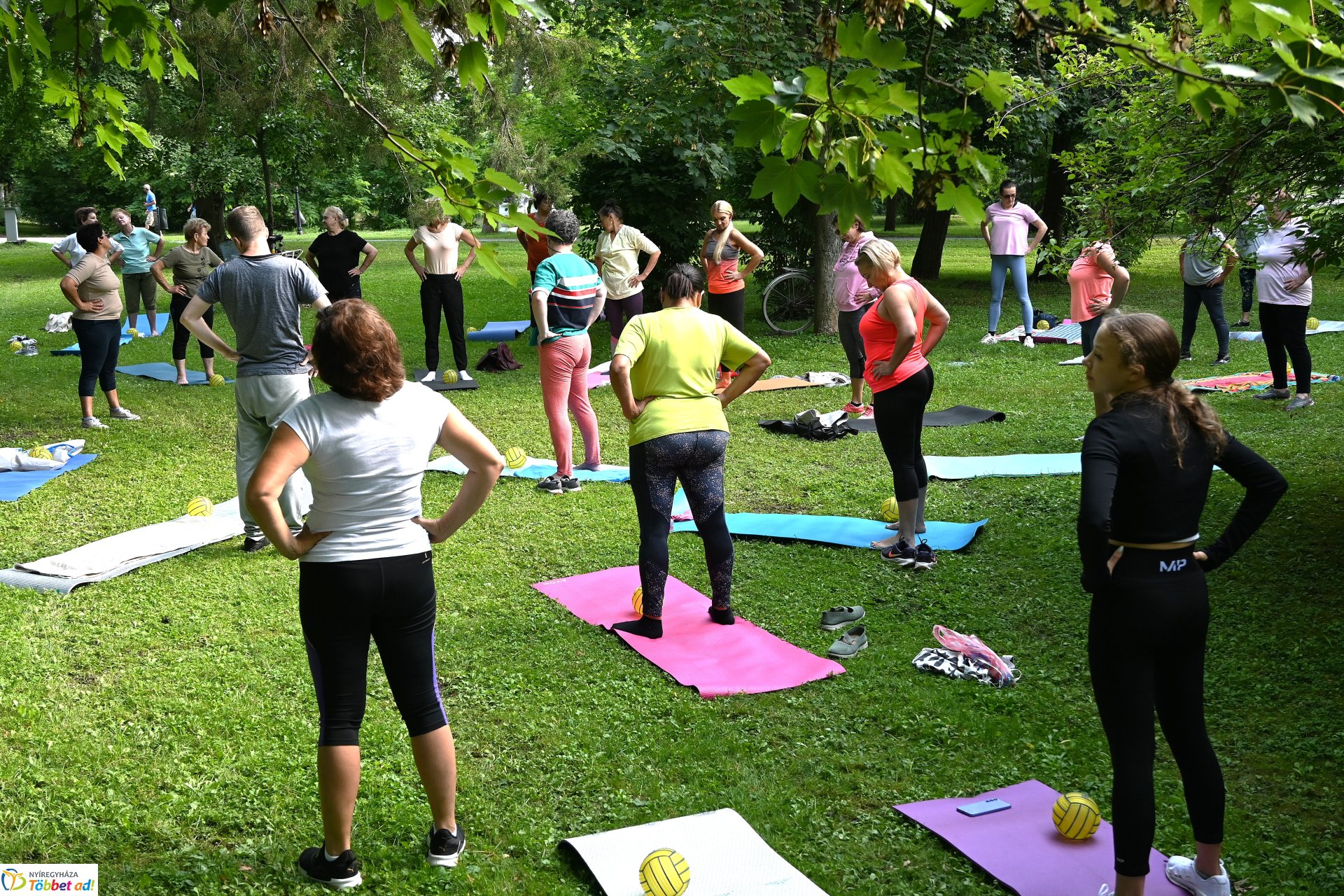 Pénteki pilates Sóstón, mely mindenki számára ingyenesen  vehető igénybe