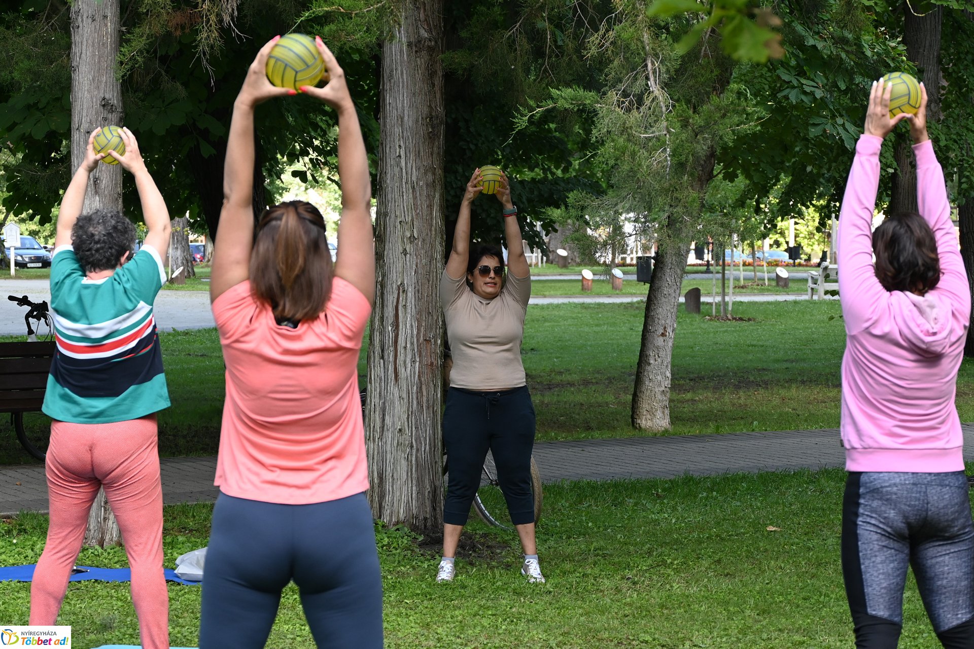 Pénteki pilates Sóstón, mely mindenki számára ingyenesen  vehető igénybe