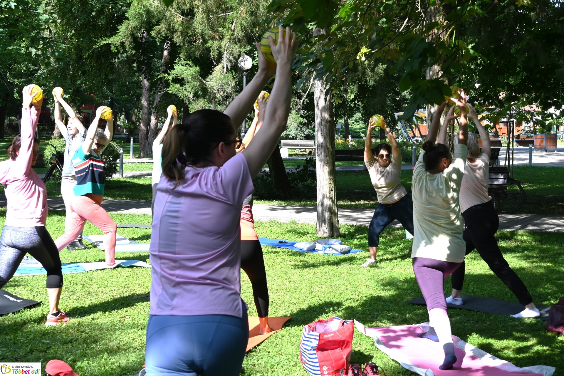 Pénteki pilates Sóstón, mely mindenki számára ingyenesen  vehető igénybe