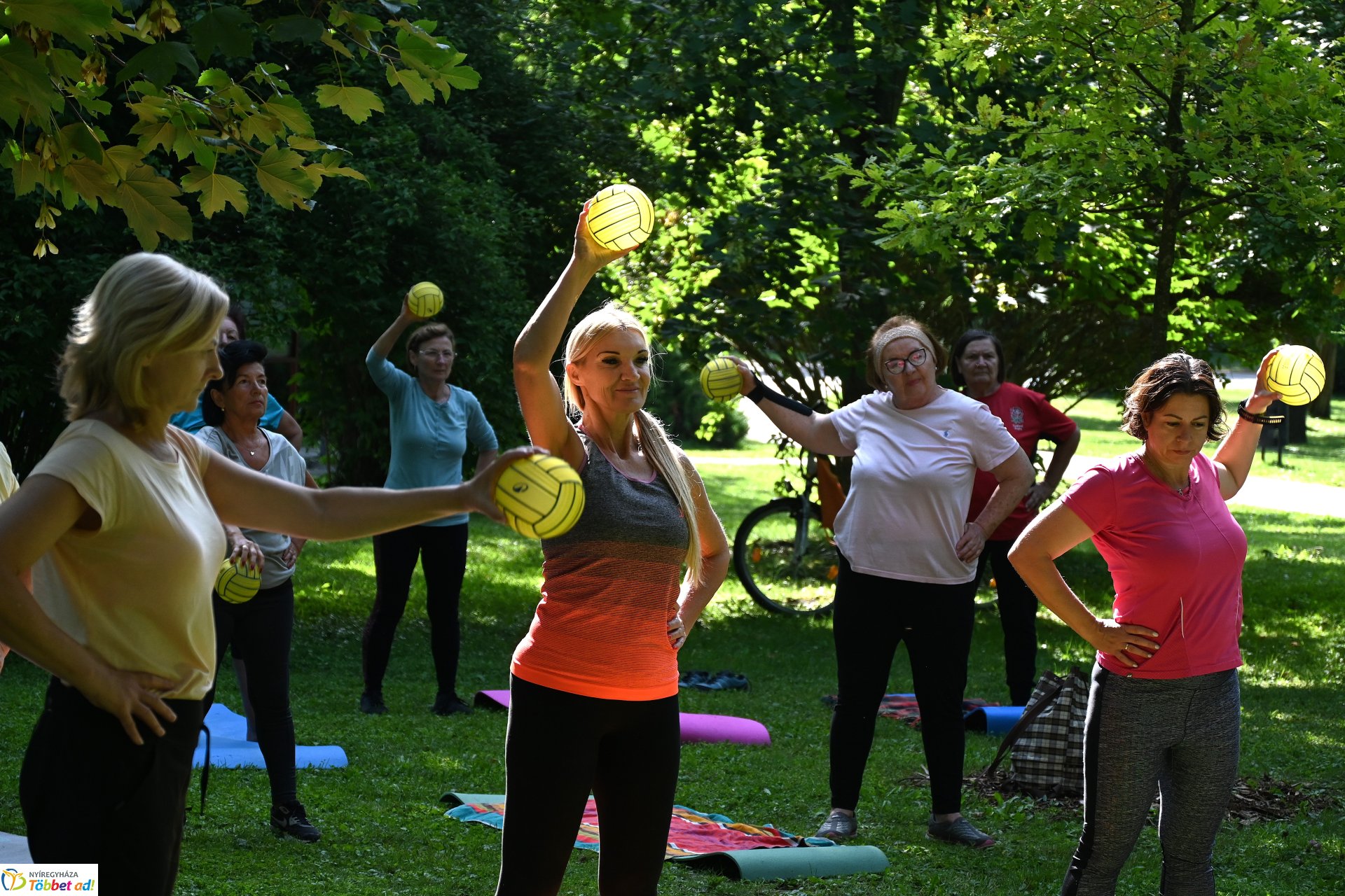 Pénteki pilates Sóstón, mely mindenki számára ingyenesen  vehető igénybe