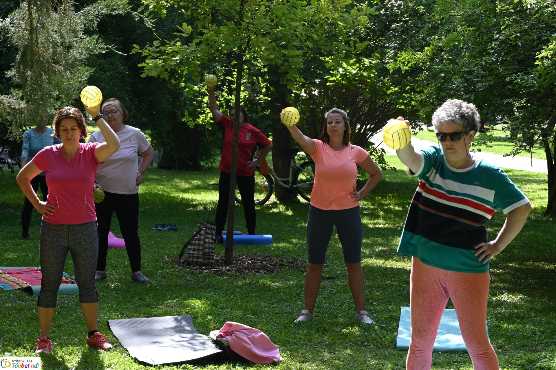 Pénteki pilates Sóstón, mely mindenki számára ingyenesen  vehető igénybe