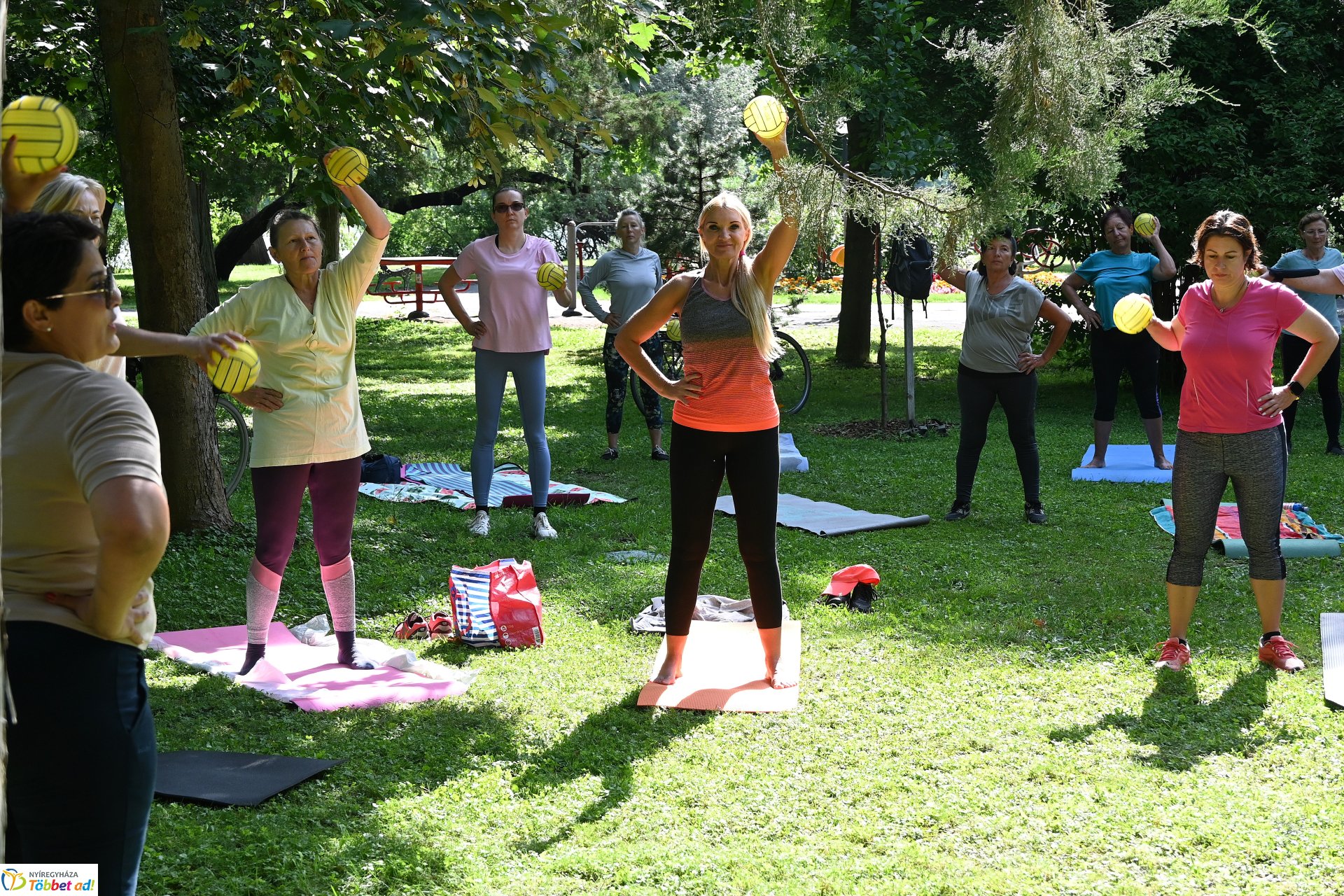 Pénteki pilates Sóstón, mely mindenki számára ingyenesen  vehető igénybe