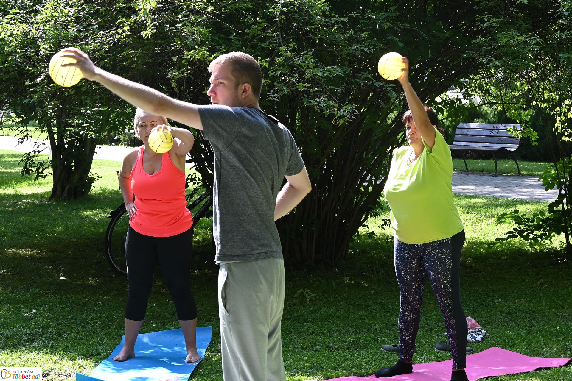Pénteki pilates Sóstón, mely mindenki számára ingyenesen  vehető igénybe