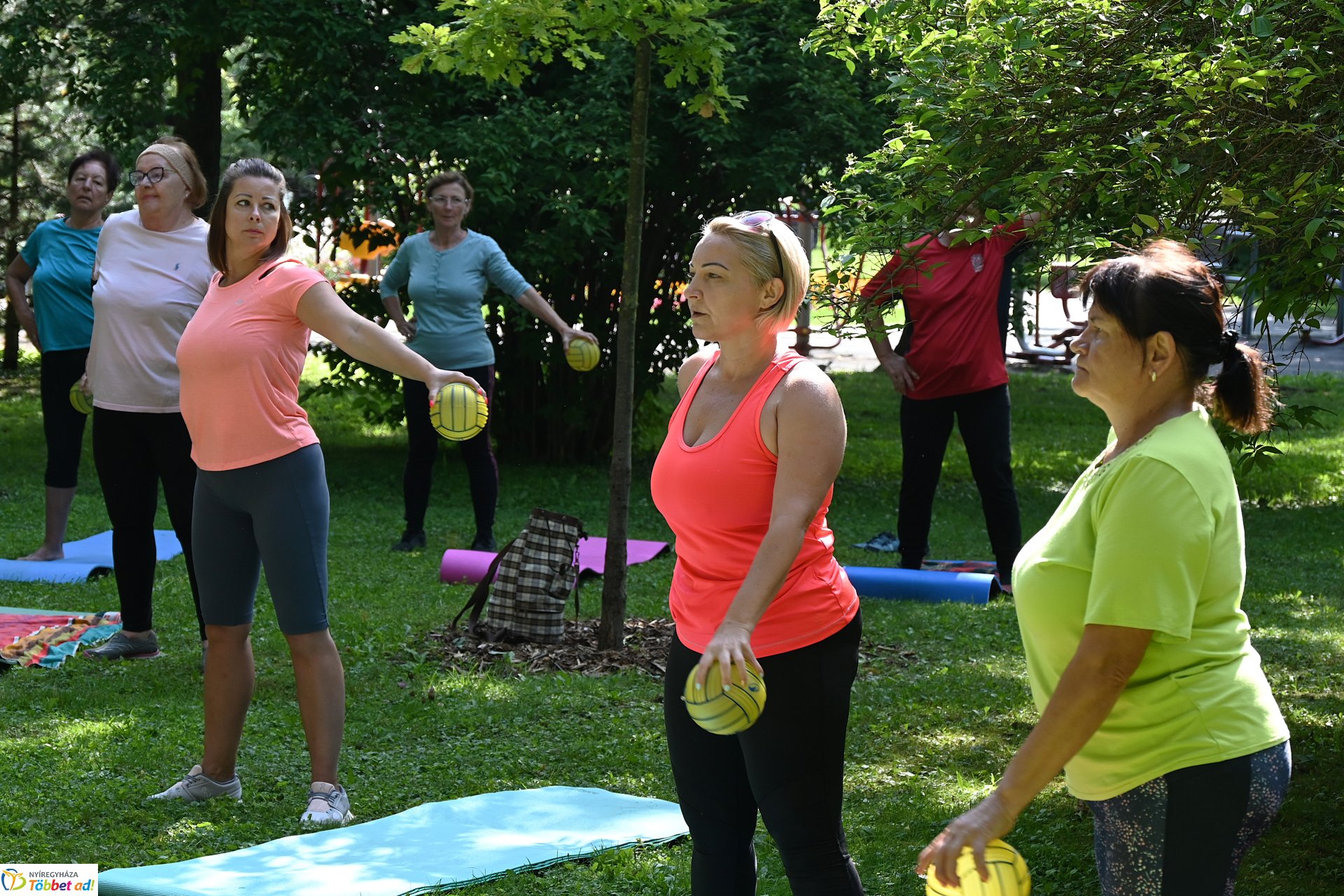 Pénteki pilates Sóstón, mely mindenki számára ingyenesen  vehető igénybe