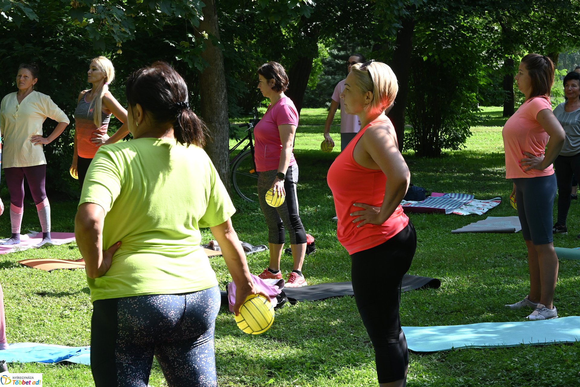 Pénteki pilates Sóstón, mely mindenki számára ingyenesen  vehető igénybe