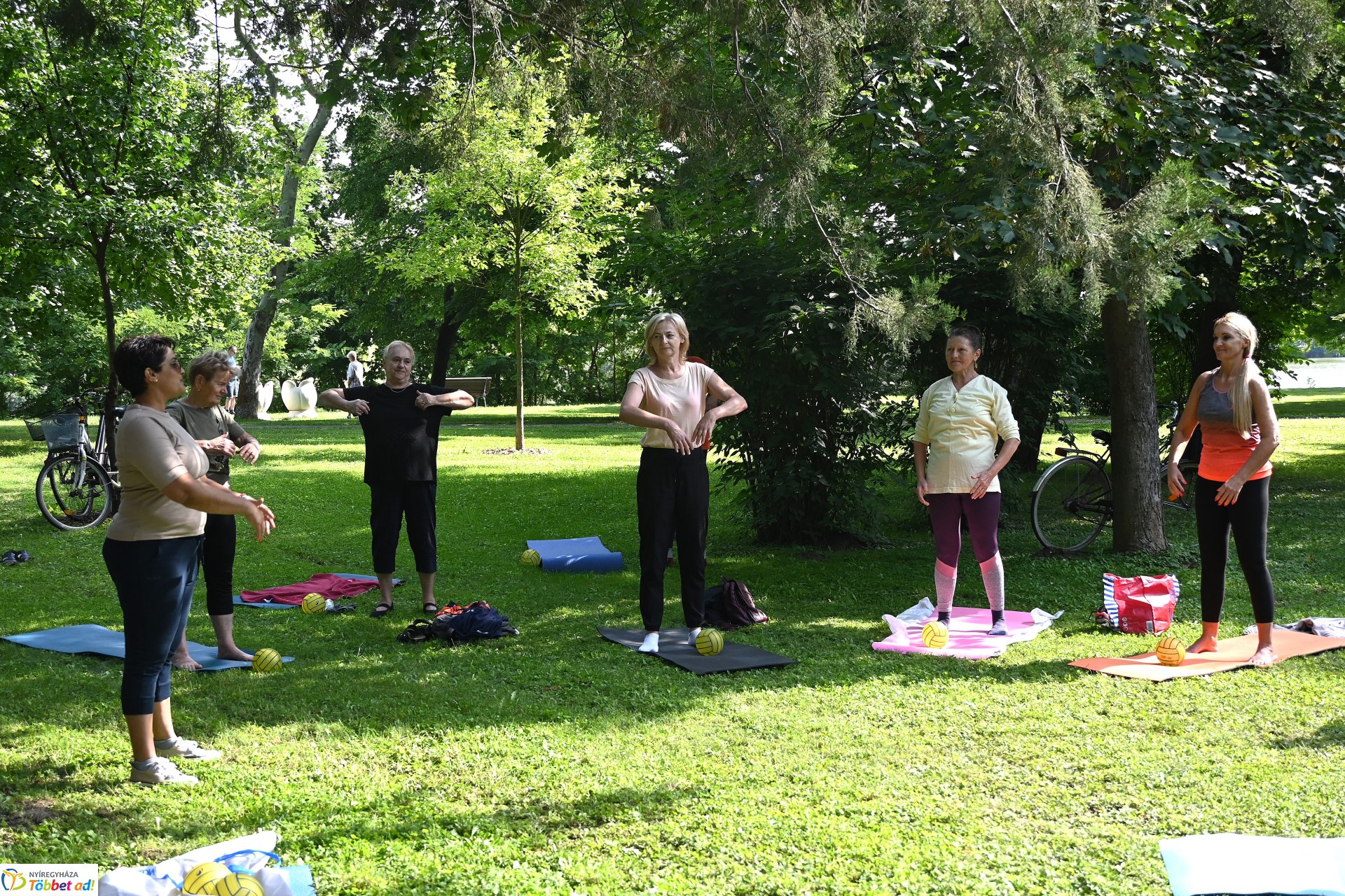 Pénteki pilates Sóstón, mely mindenki számára ingyenesen  vehető igénybe