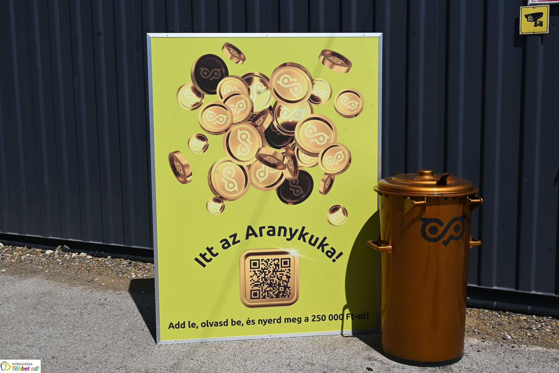 Péntekig a Kerék utcai Hullarédudvarban megtalálható az Aranykuka