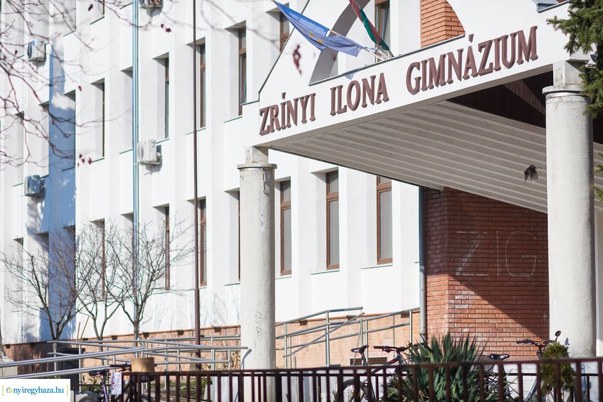 Pénz7 a Zrínyi Ilona gimnáziumban