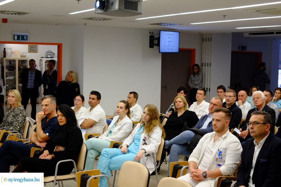 Petefészekrák 2022 konferencia a kórházban