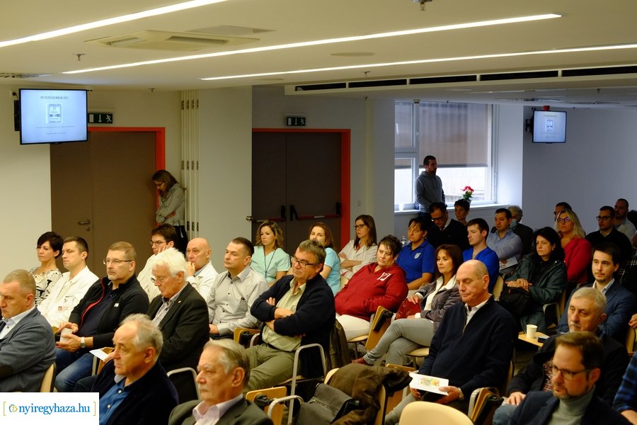 Petefészekrák 2022 konferencia a kórházban