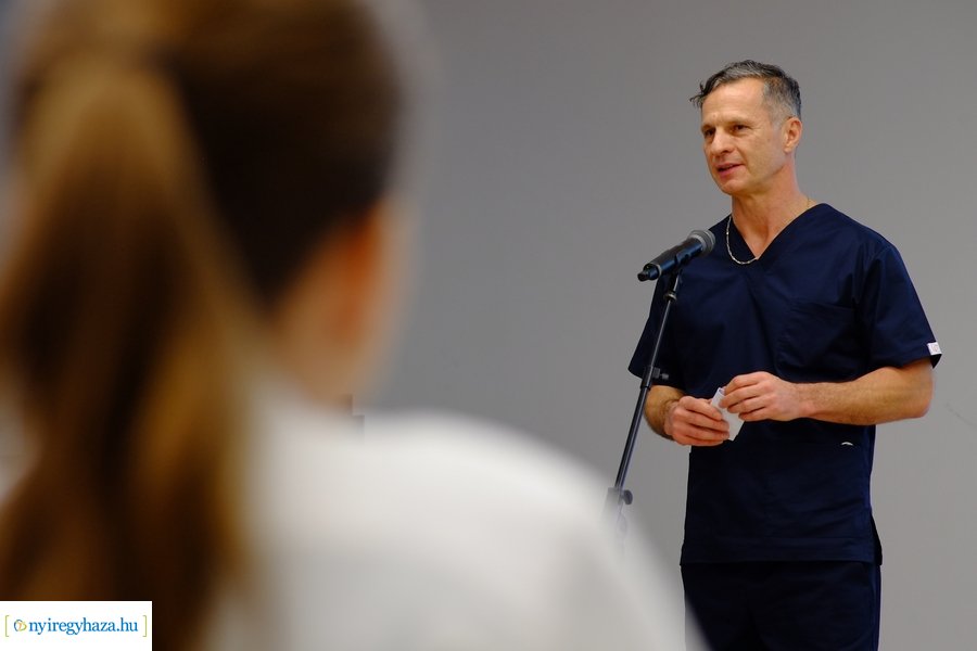 Petefészekrák 2022 konferencia a kórházban