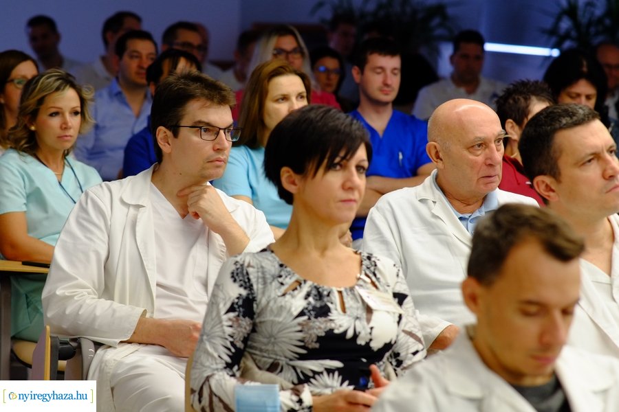 Petefészekrák 2022 konferencia a kórházban