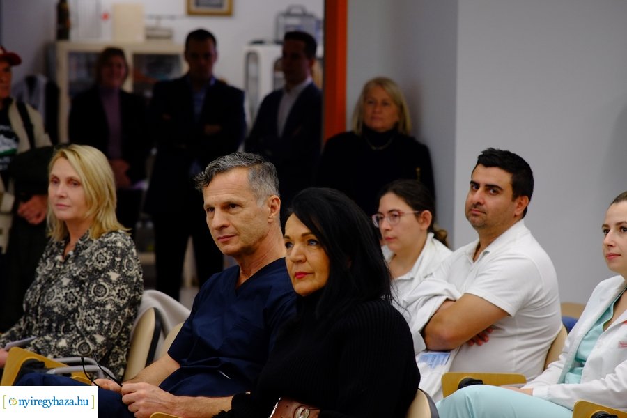 Petefészekrák 2022 konferencia a kórházban