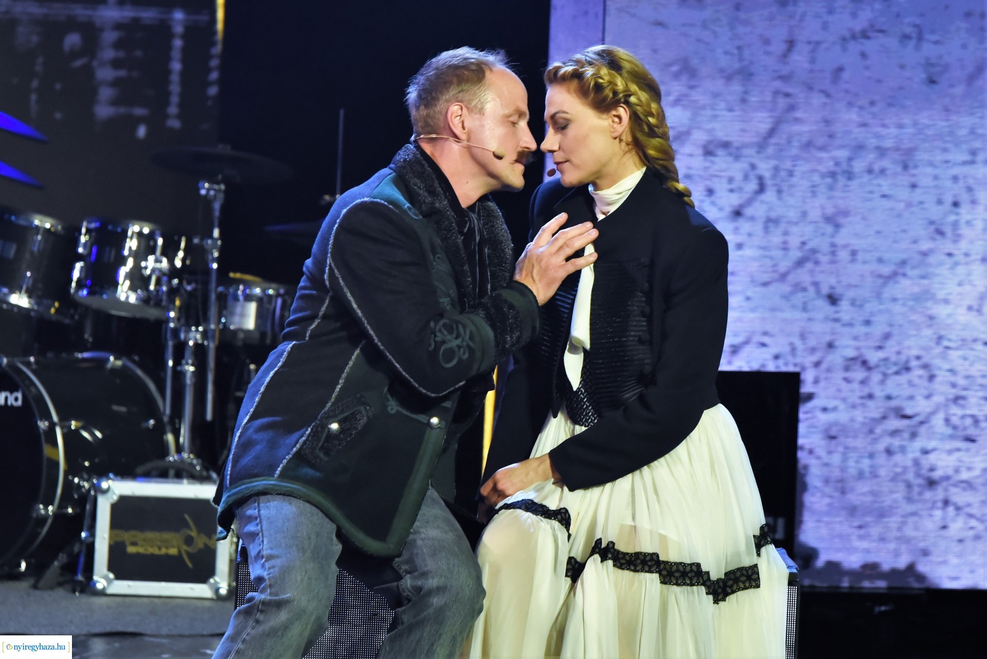 Petőfi 200 - Szabadság, szerelem című előadás a Móricz Zsigmond Színházban