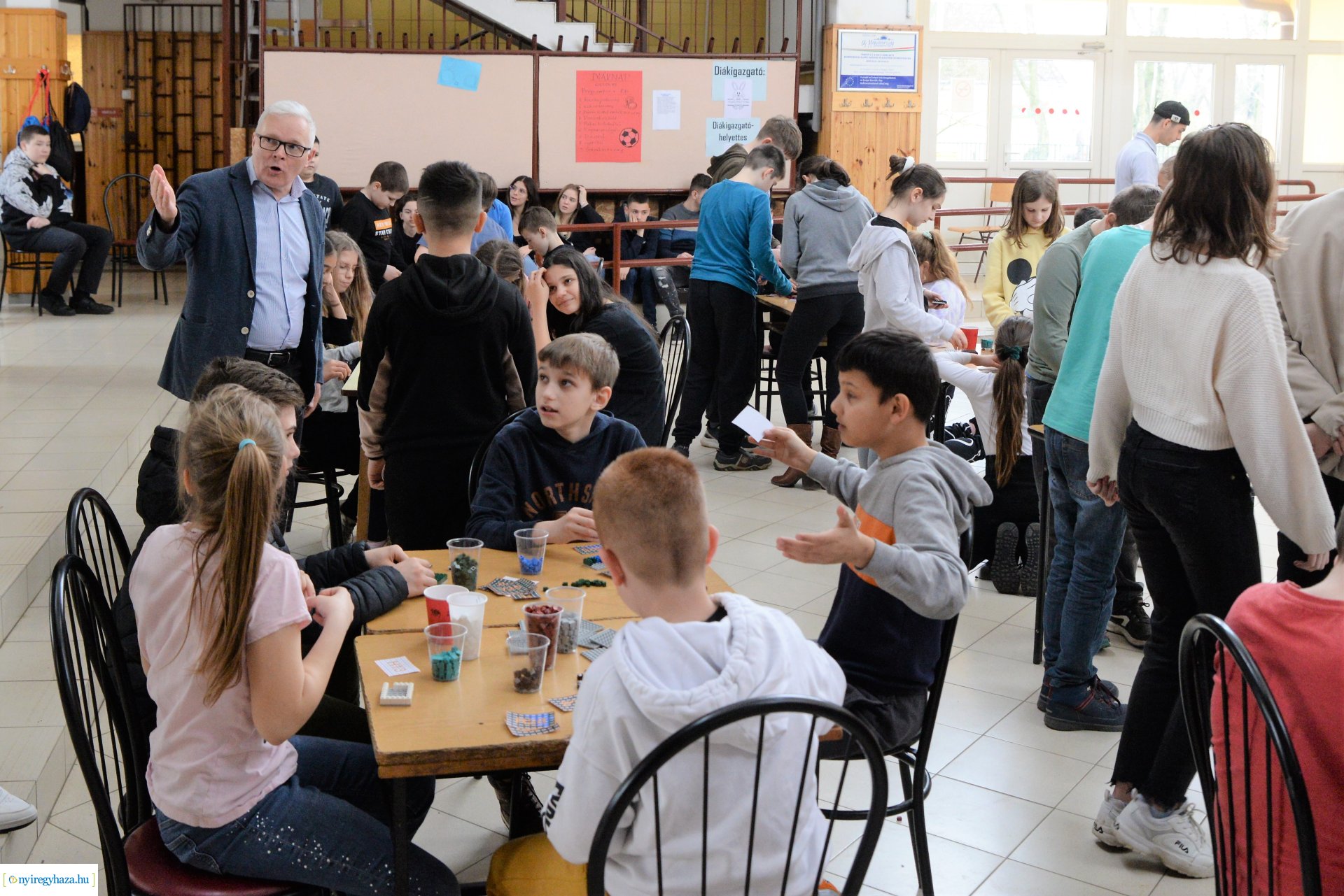 Petőfi mozaik készült legóból